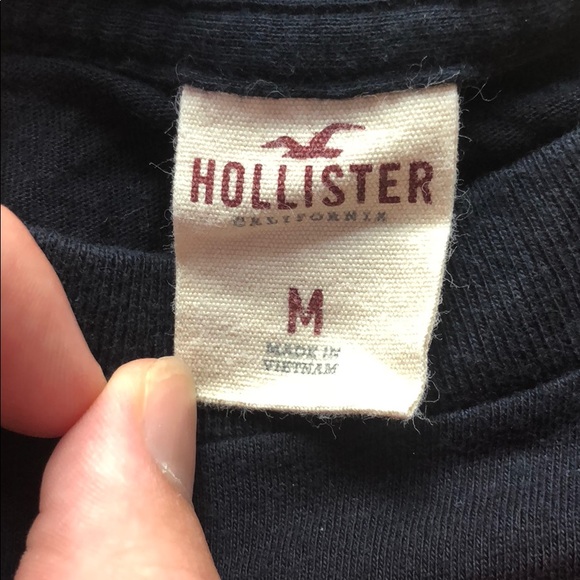 Hollister shirt - Picture 2 of 3